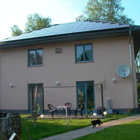 Gaestezimmer Ferienwohnung Villa Alexa, Mit Wallbox Woltersdorf  Экстерьер фото